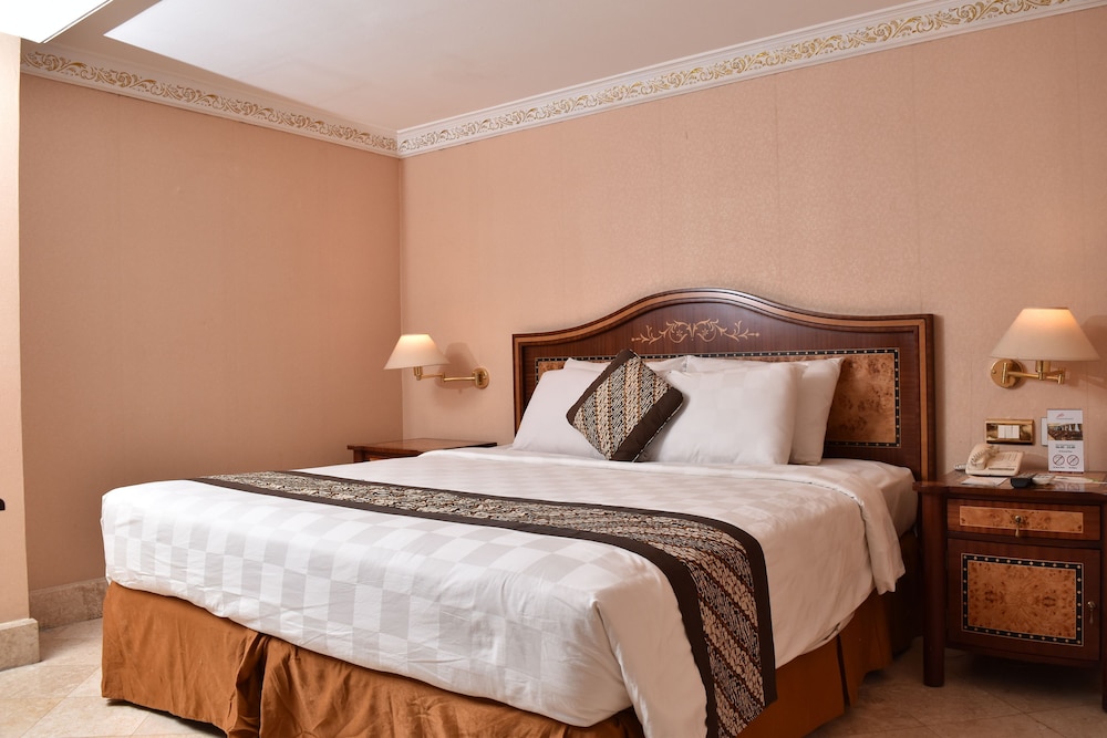 Ambhara Hotel 20/62