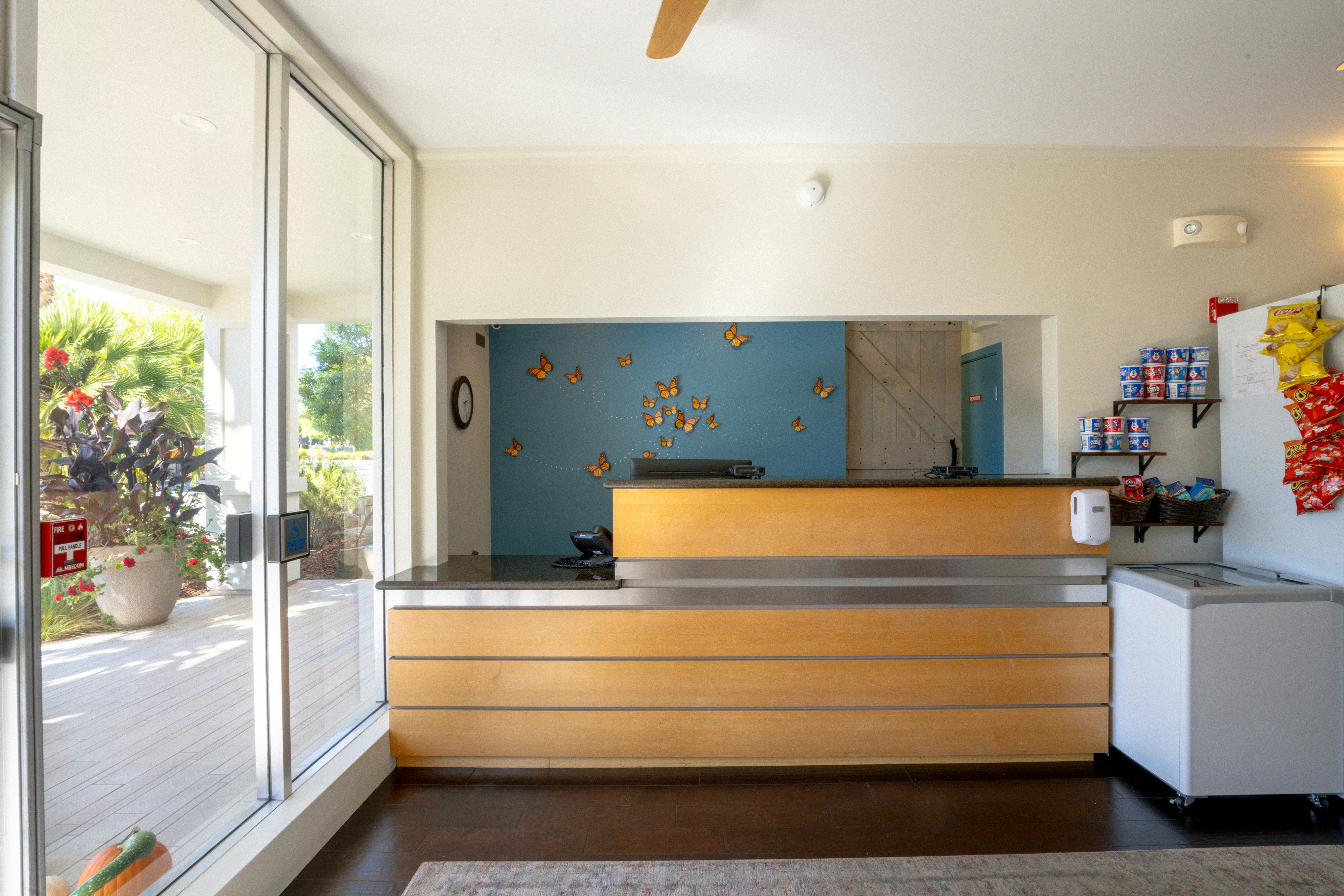 Marin Suites Hotel 13/81