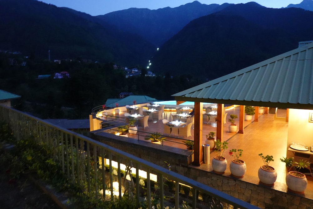 Araiya Palampur 6/50