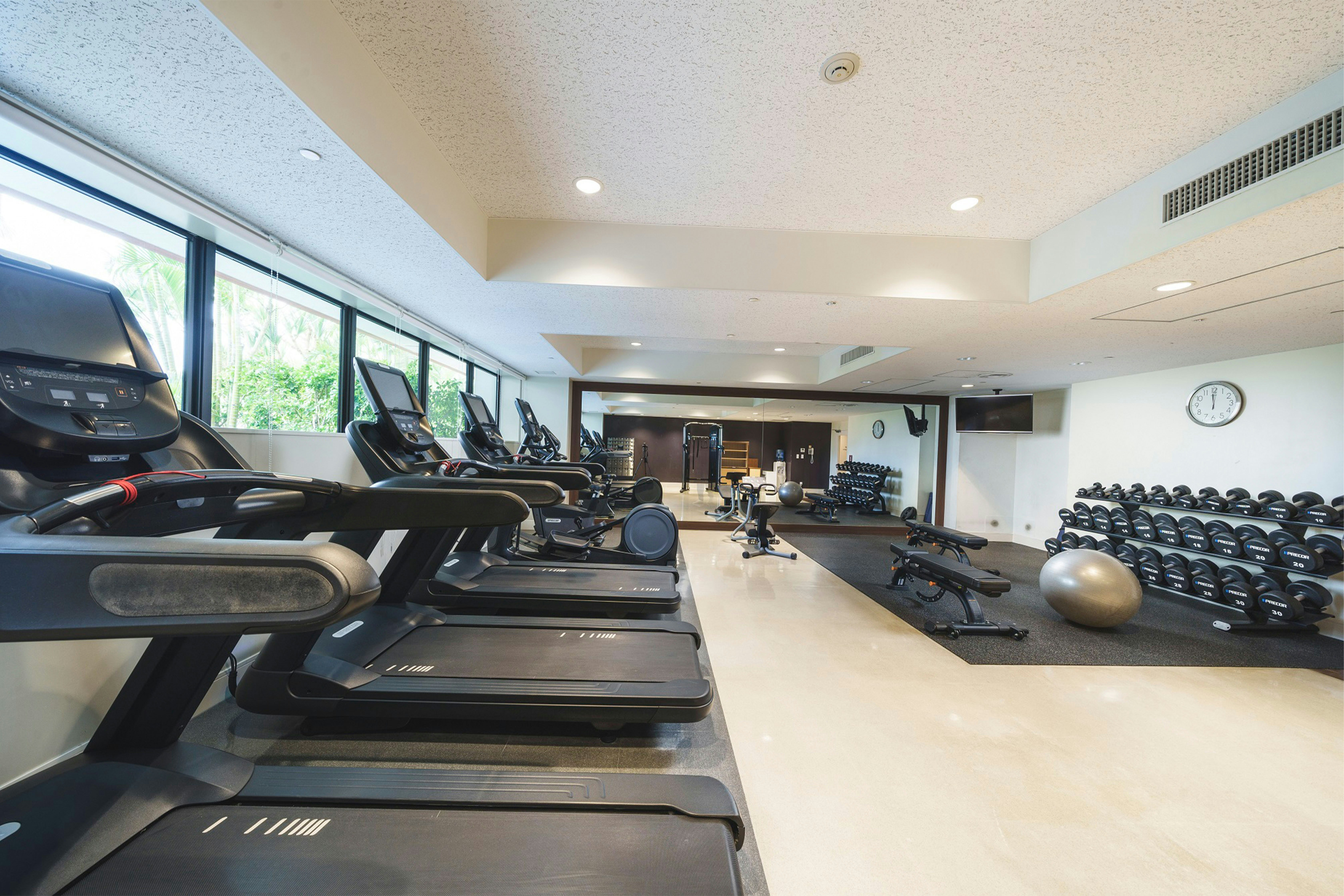 Hilton Okinawa Chatan Resort 41/77