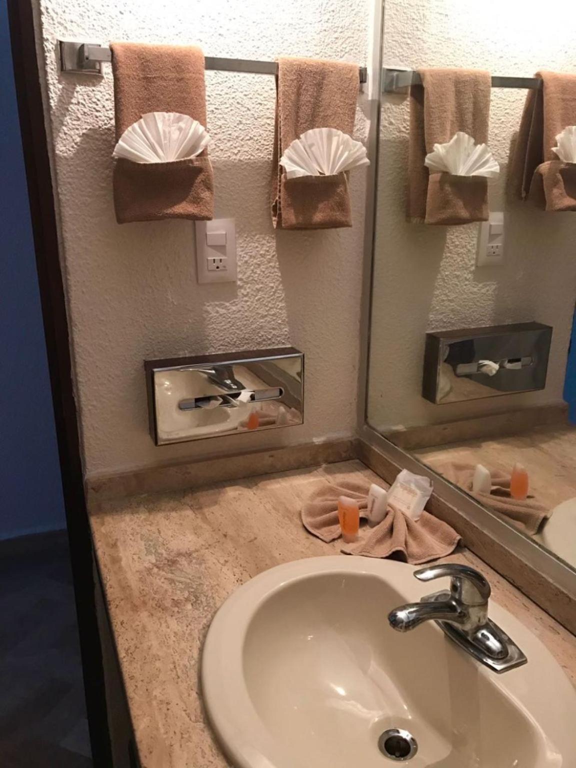 Ixtapa Palace Resort 47/47