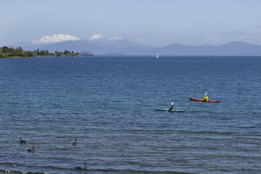The Cove Taupo 52/57