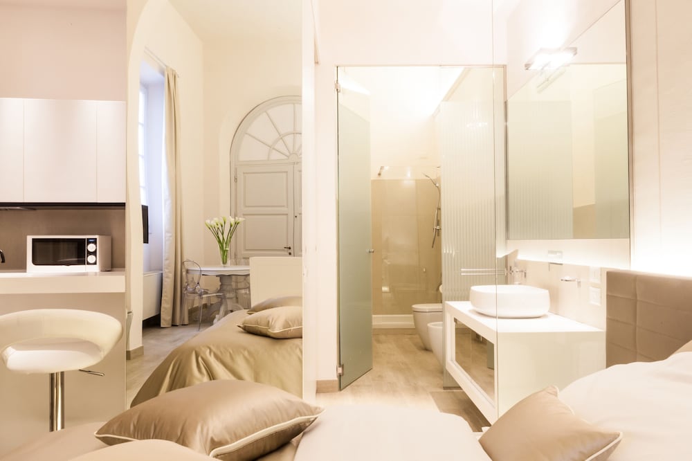 Palazzo Dei Ciompi Suites 12/71