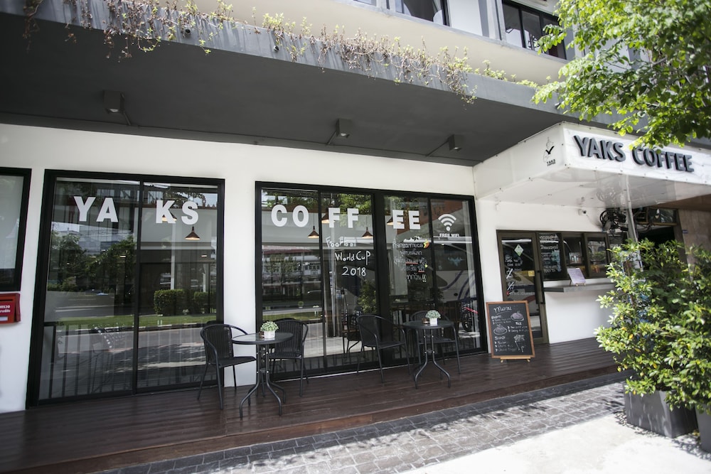 Yaks Hostel 3/40