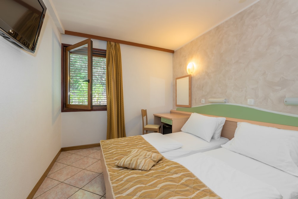 Hotel Narcis - Maslinica Hotels and Resorts 5/48