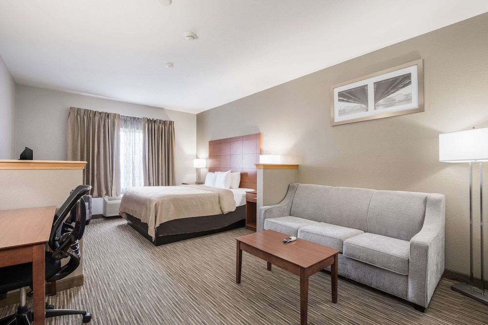 Quality Inn & Suites Lodi I-90 20/39
