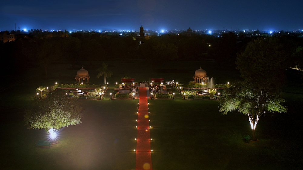 Laxmi Niwas Palace 58/65