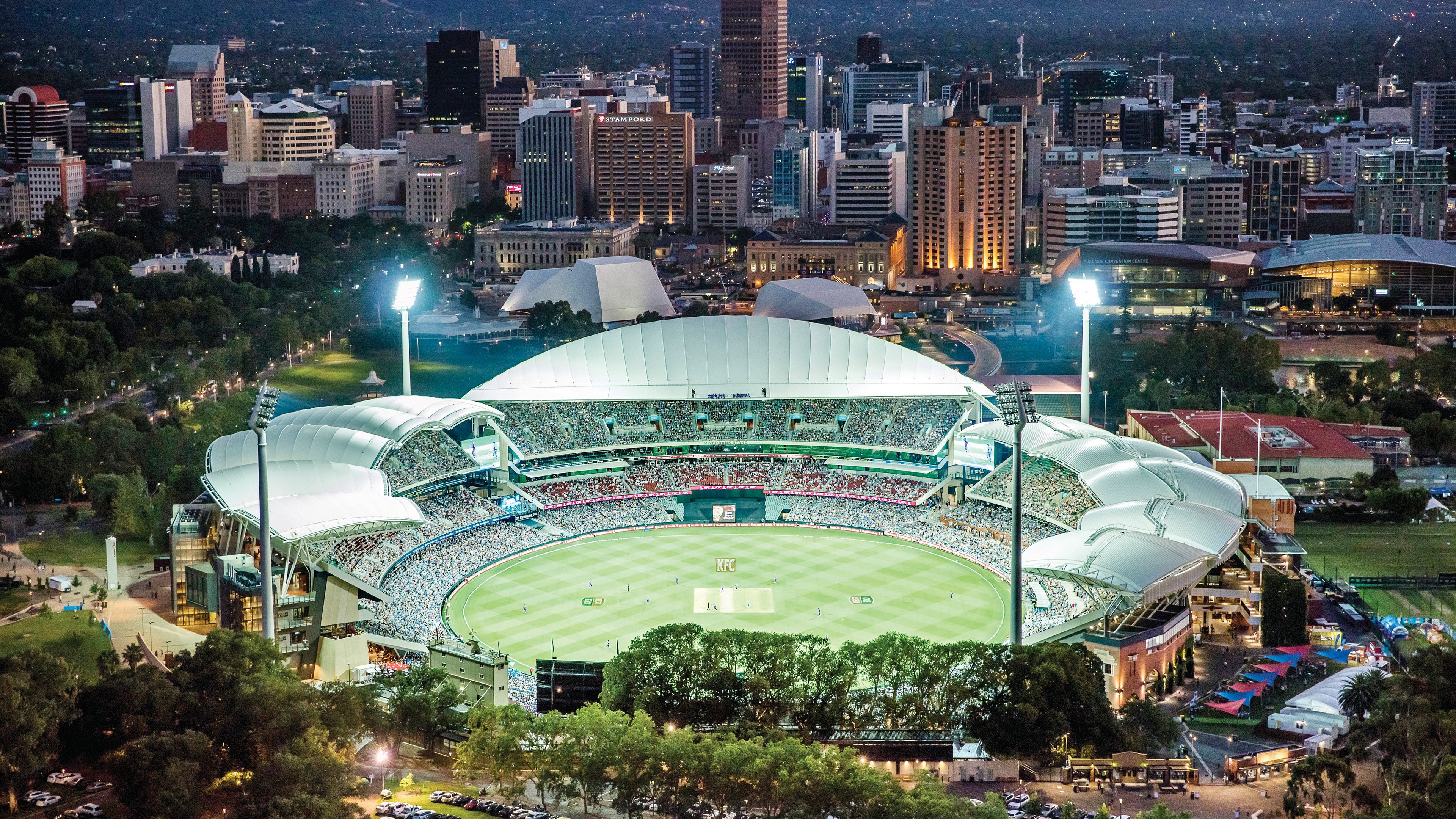 Intercontinental Adelaide 73/82