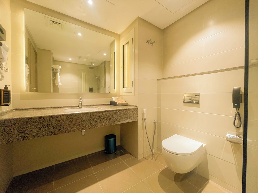 Mercure Muscat 53/53