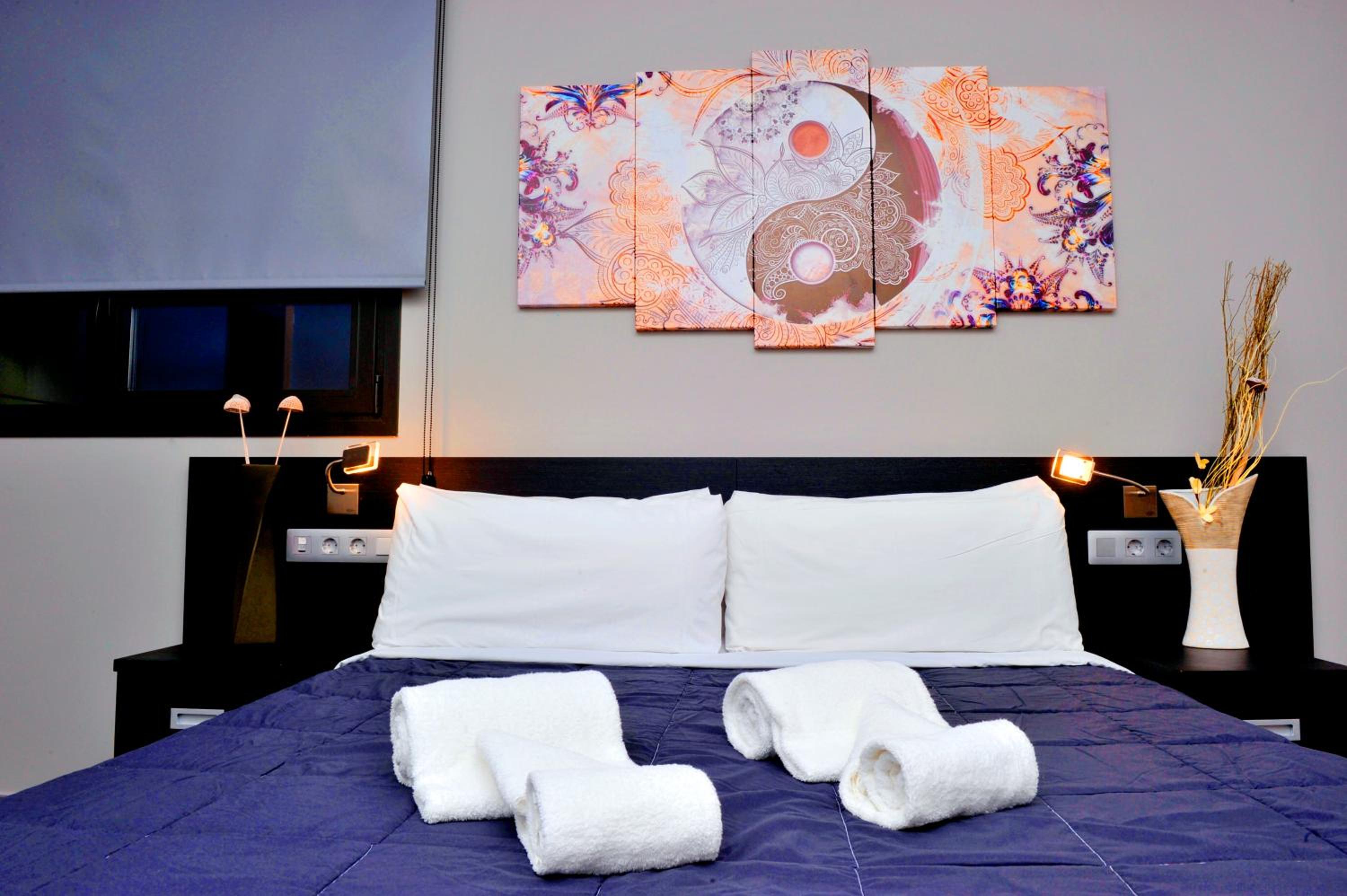 6 Bis HOTEL 33/58
