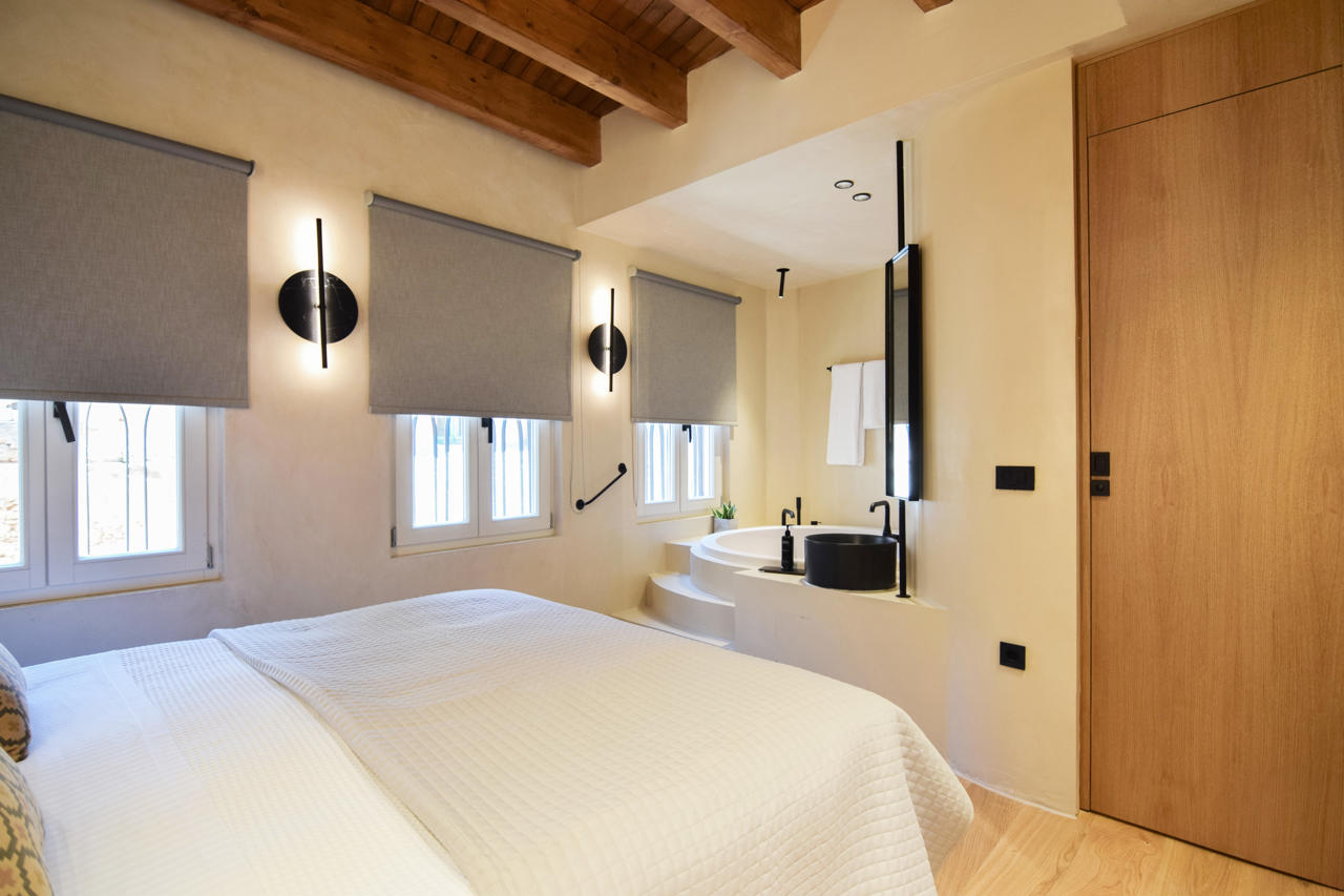Consolato Boutique Suites 50/94