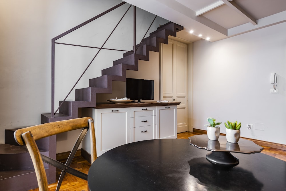 Ferrini Home Residence 150 68/76