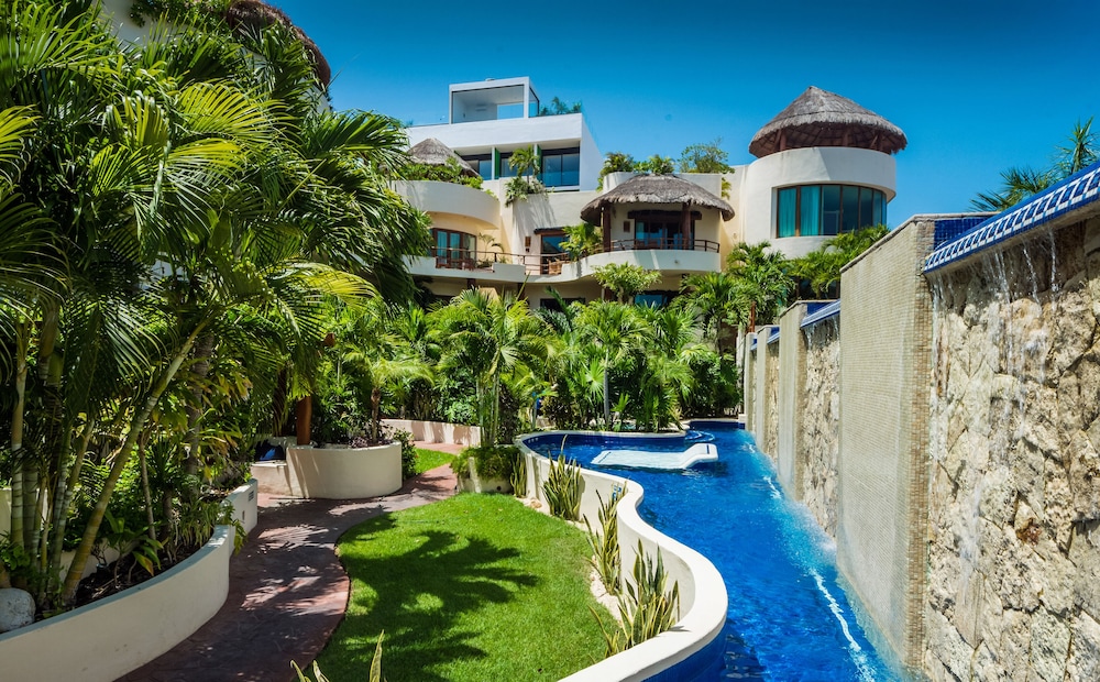 Porto Playa Condo Hotel And Beachclub 43/50