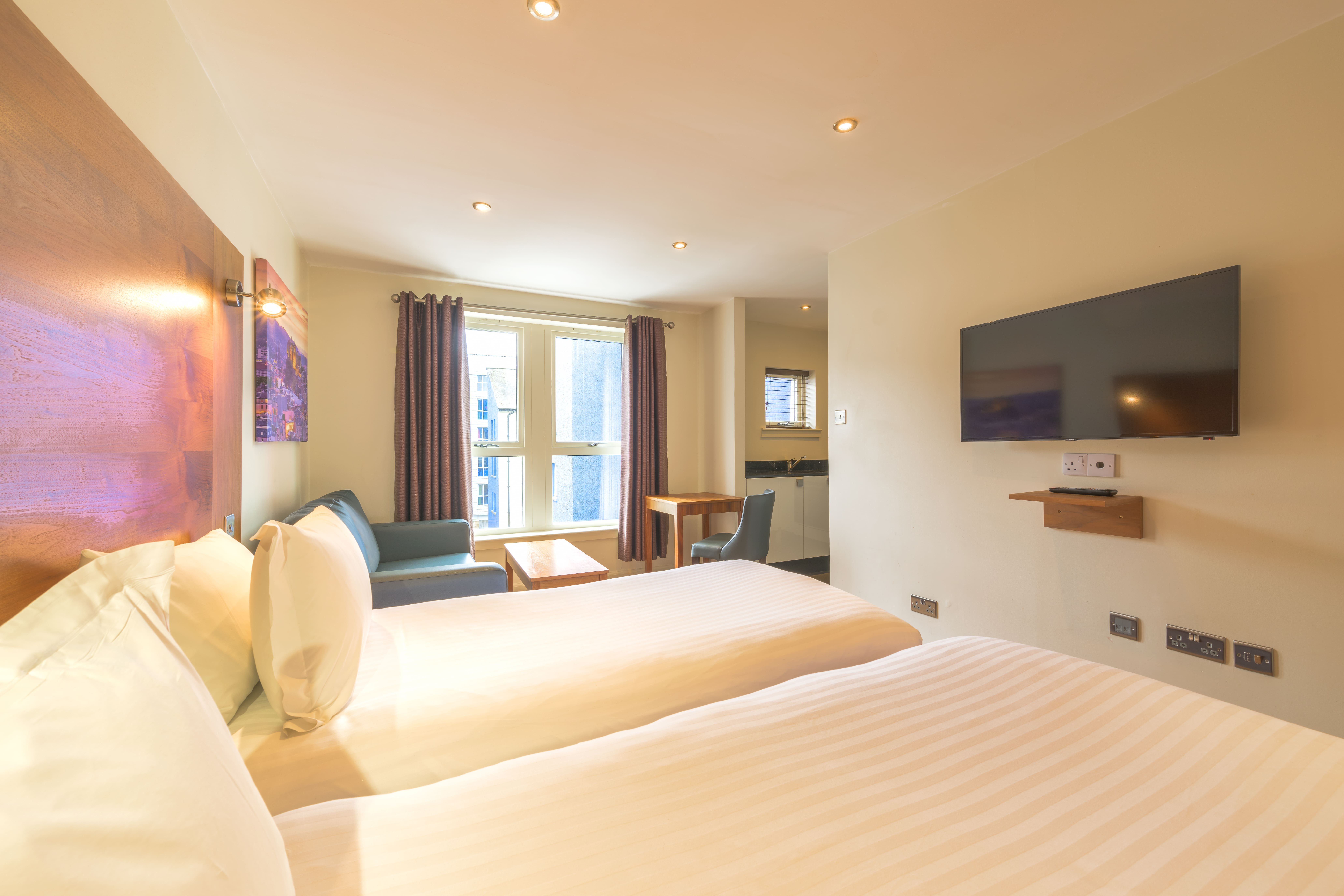 Holyrood Aparthotel 18/81
