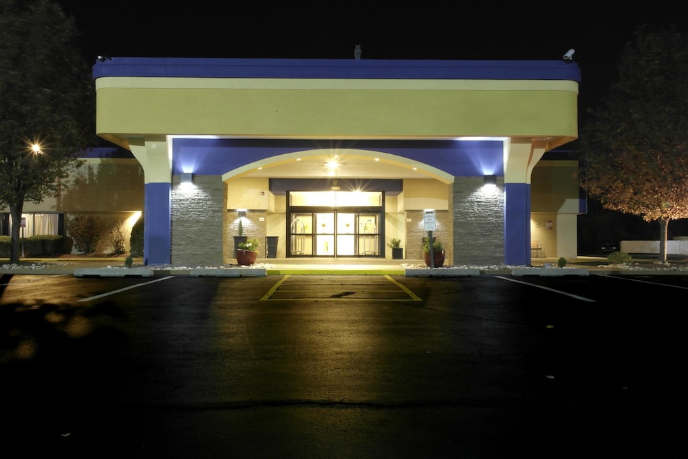 Spark by Hilton Bensalem Philadelphia in BENSALEM - PA