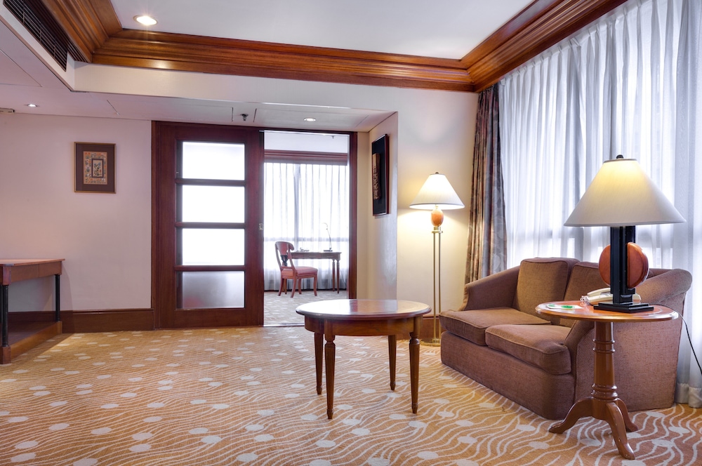 Holiday Inn Galleria Manila 43/74