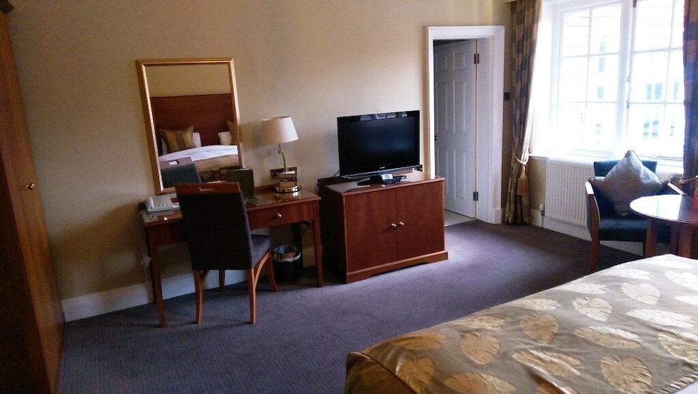 Grovefield House Hotel 48/57