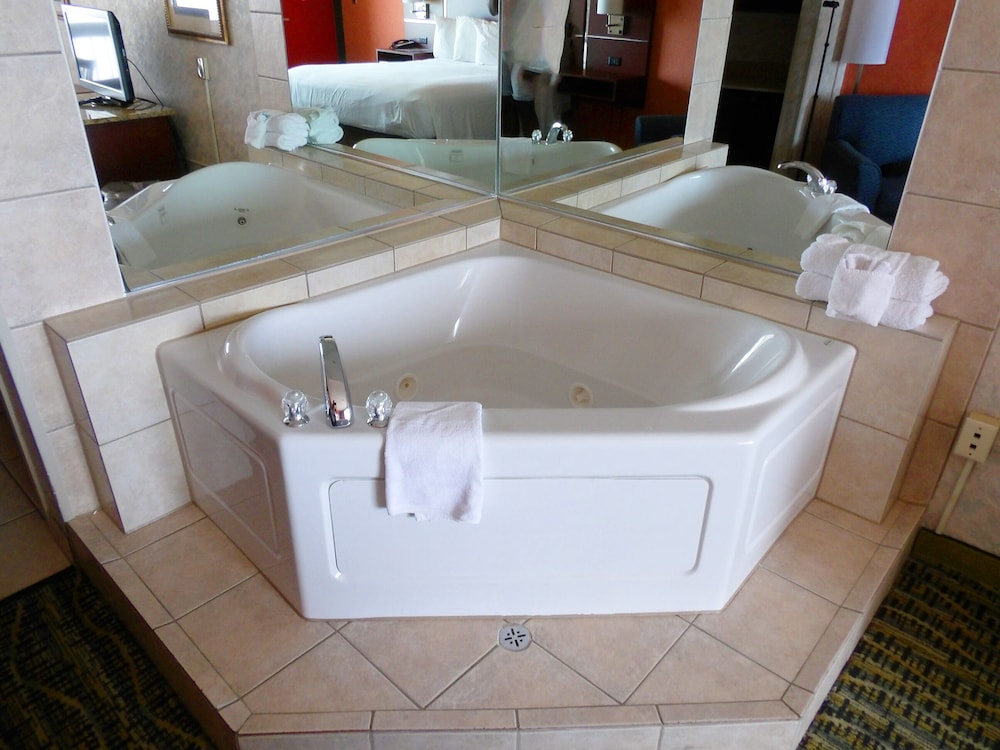 The Breakers Resort Inn 28/29