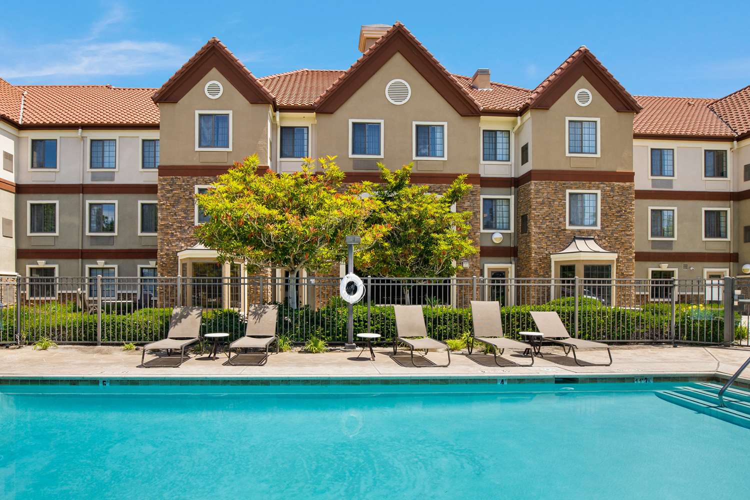 Sonesta ES Suites San Diego Rancho Bernardo 12/17
