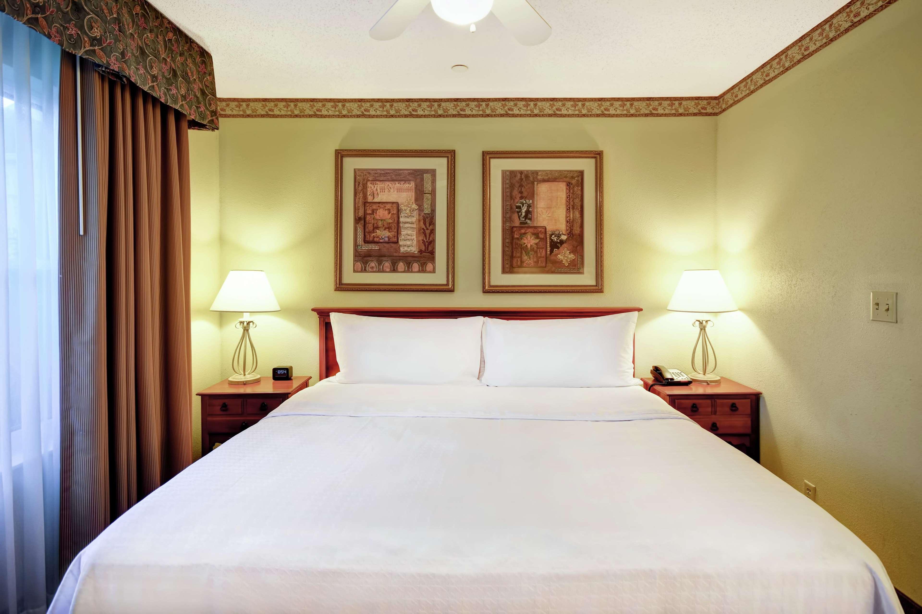 2 Bedrooms, Suite, 2 Double Beds, King Bed, 2 Bathrooms
