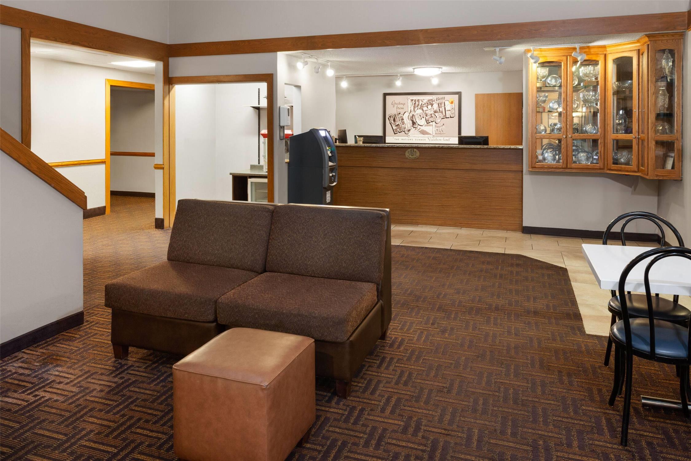 Super 8 By Wyndham Green Bay Near Stadium 19/28