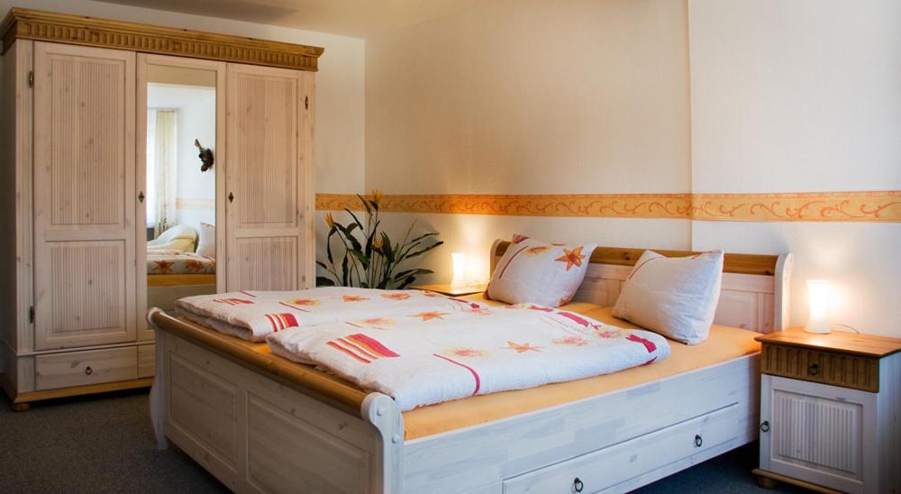 Zur Post Hotel 24/54