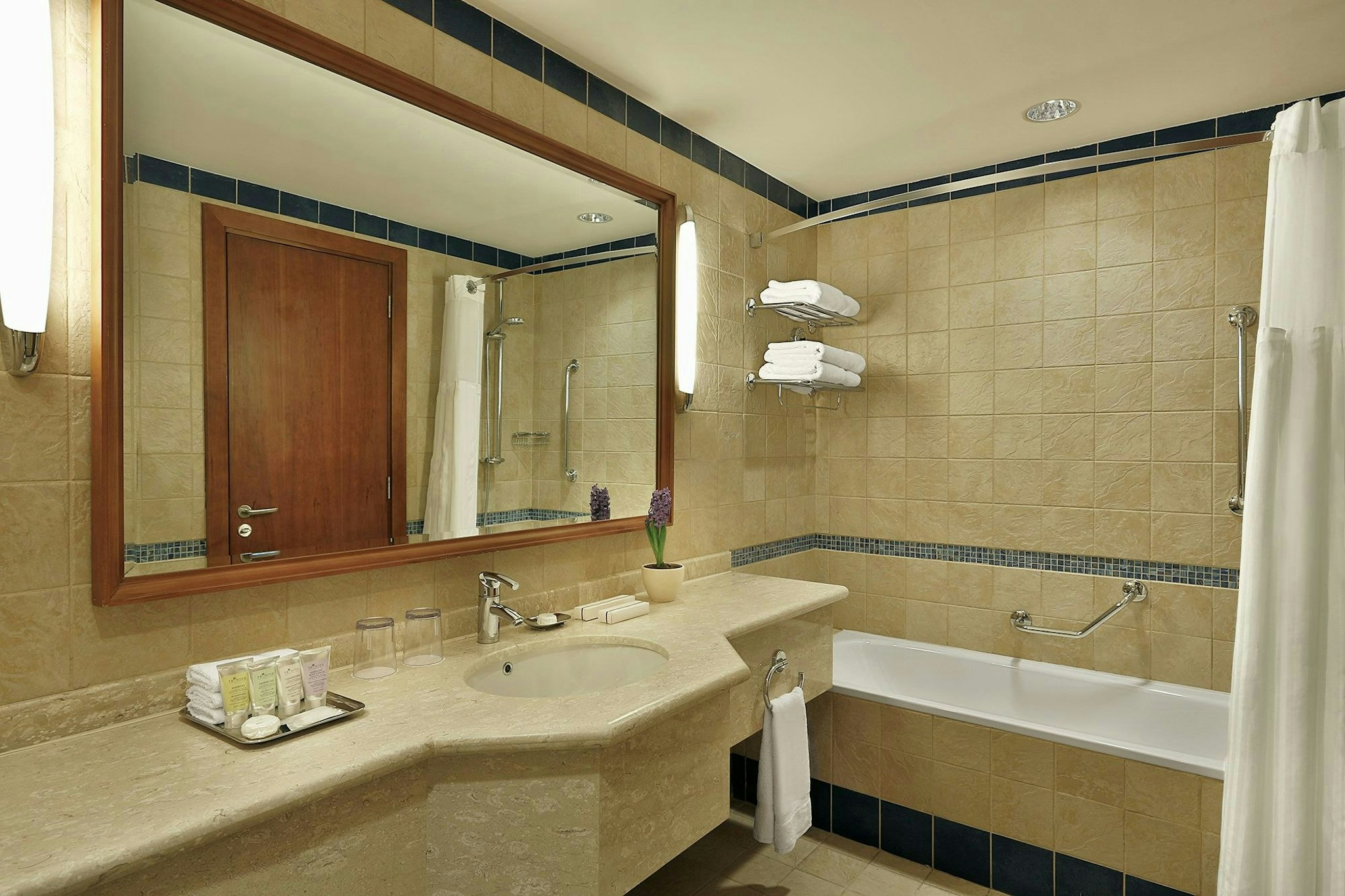 Crowne Plaza Jordan Dead Sea Resort and Spa 74/74