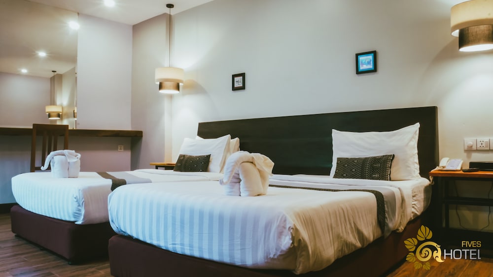 Hotel Five.S 31/78