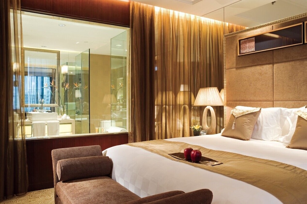PAN PACIFIC XIAMEN 42/63