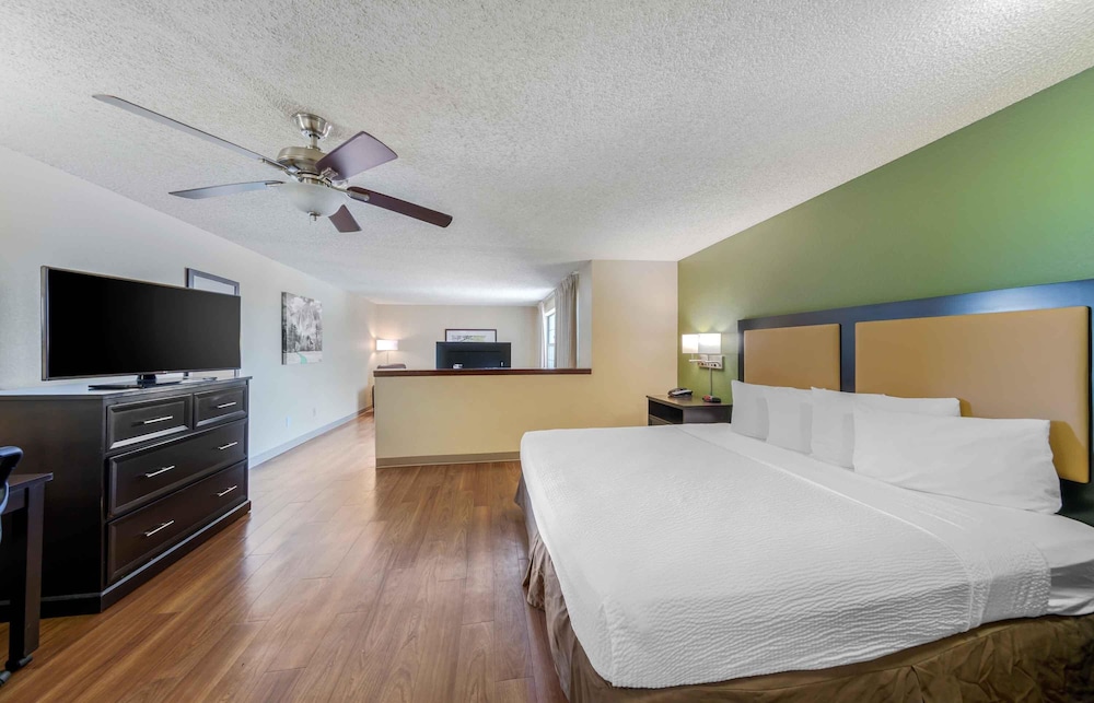 Extended Stay America Suites Los Angeles Arcadia 12/51
