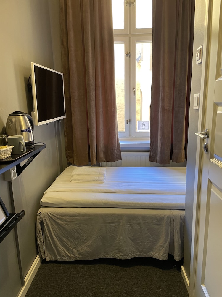 Unique Hotel 31/77
