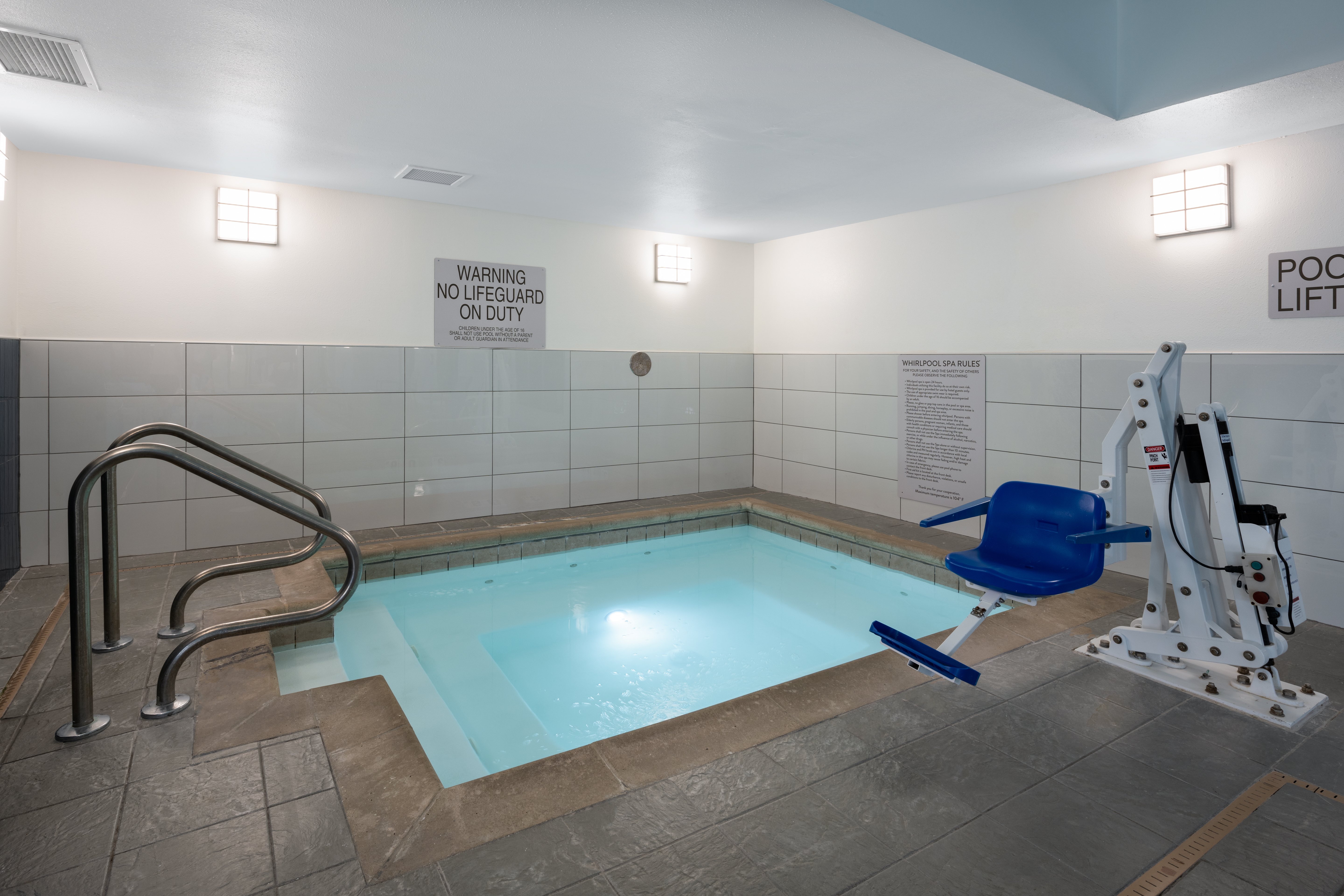 Staybridge Suites West Des Moines 36/76