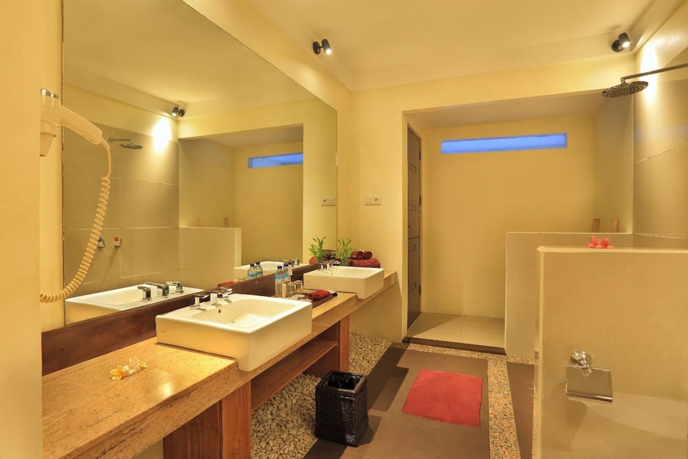 Aston Sunset Beach Resort Gili Trawangan Lombok 48/54