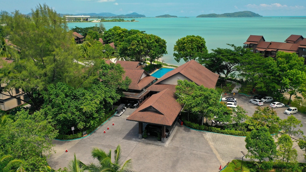 Ombak Villa Langkawi 60/63