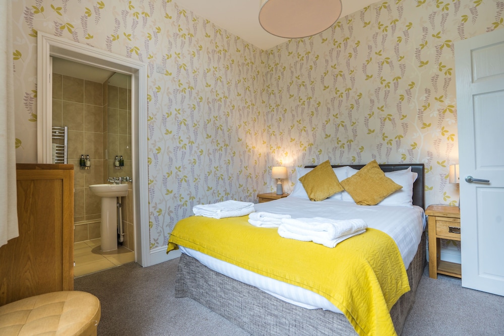 City, Apartment, Double Bed, Sofa, Pet Friendly, Kitchen