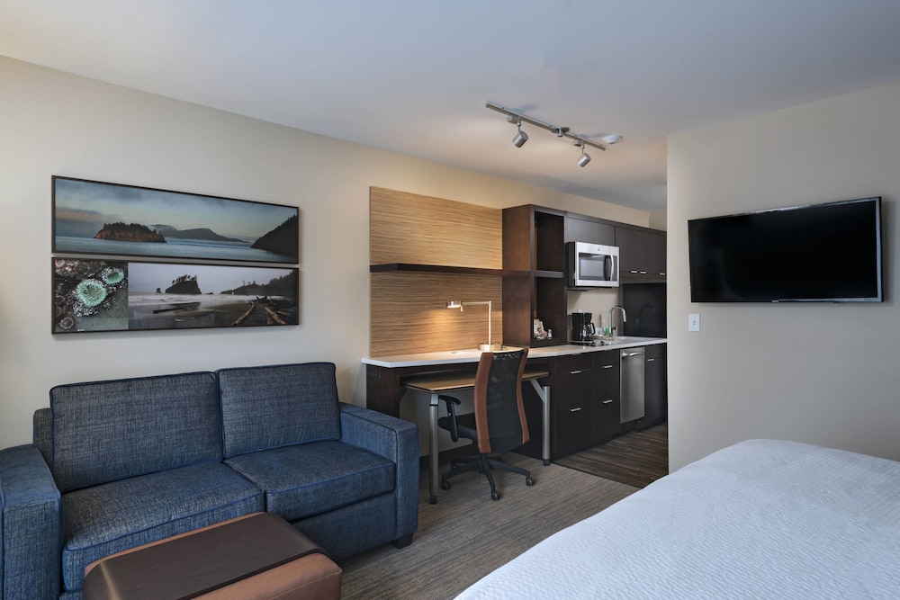 Towneplace Suites Tacoma Lakewood 24/32