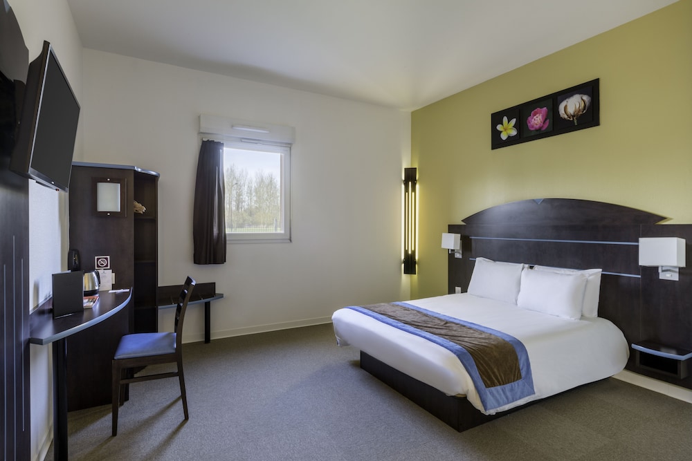 Sure Hotel By Best Western St-Amand-Les-Eaux 8/28