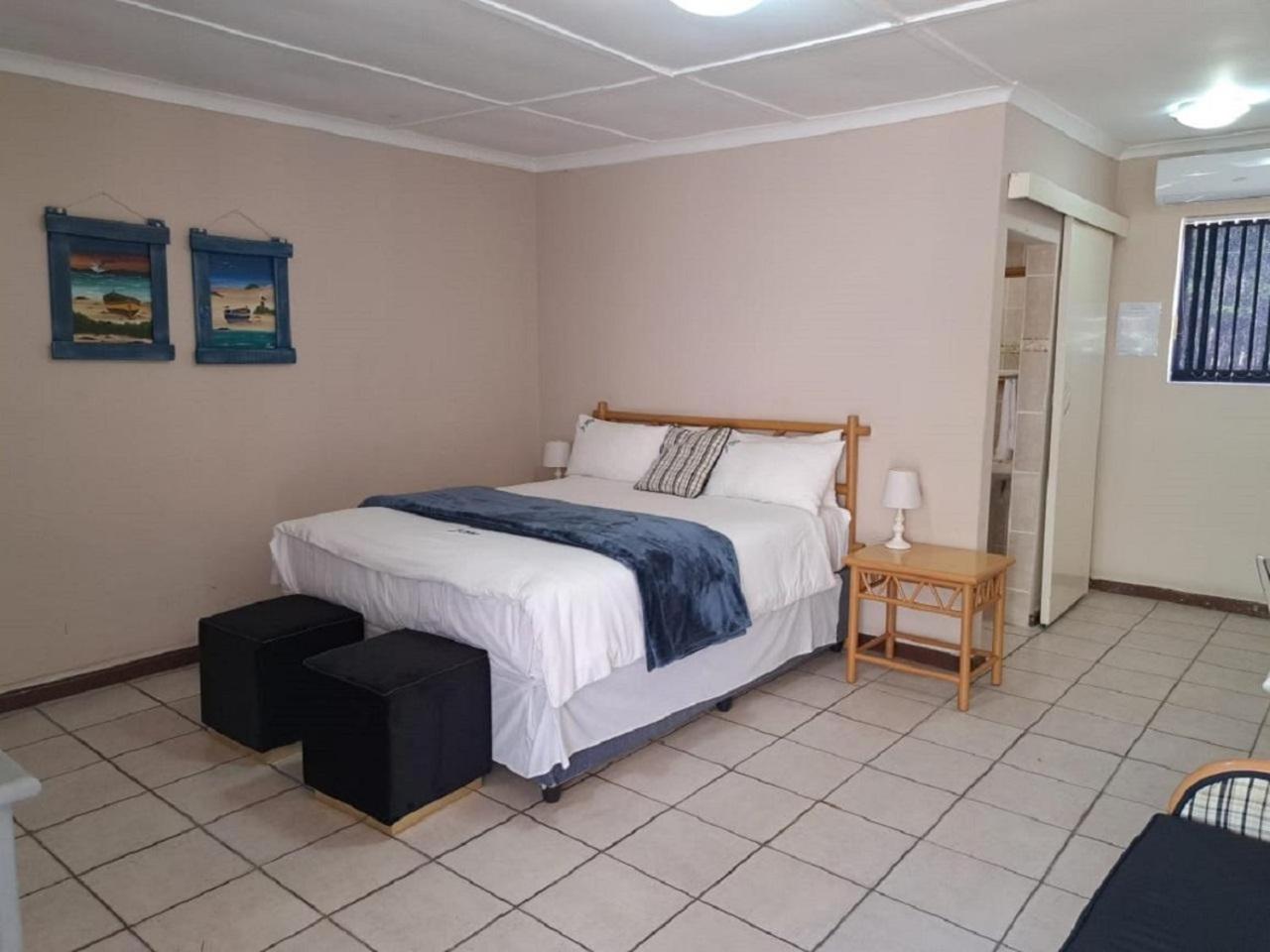 St Helena Bay Hotel 6/21