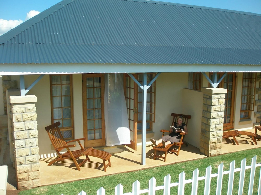 Sandstone Chameleon Guesthouse Fouriesburg 1/50