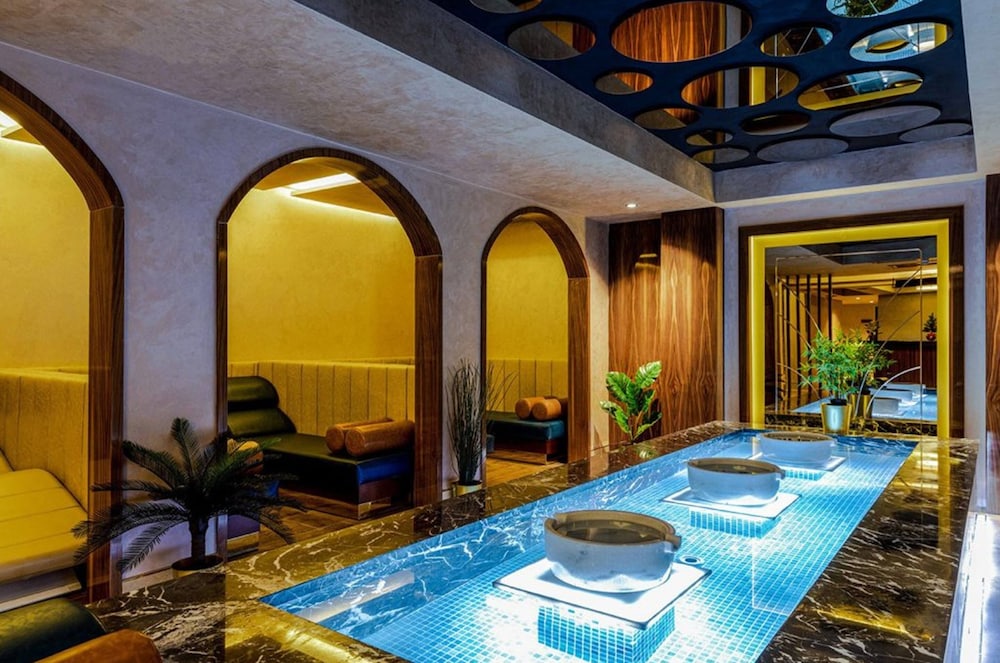 Beethoven Senfoni Hotel Istanbul in ISTANBUL