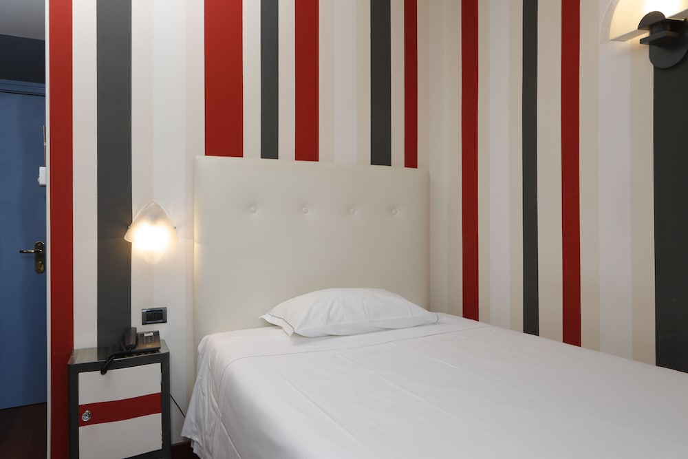 Hotel Lancaster 35/51