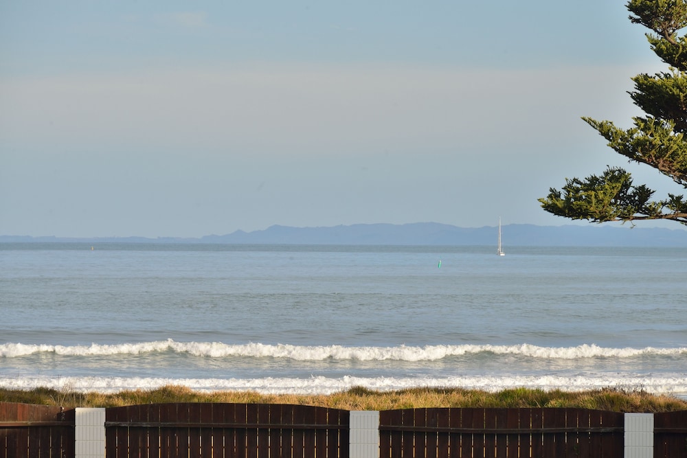 Waikanae Beach Motel 70/76