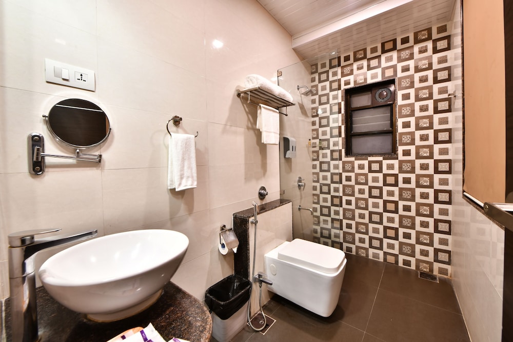 Click Hotel Sagar Plaza Chakan Pune 48/48