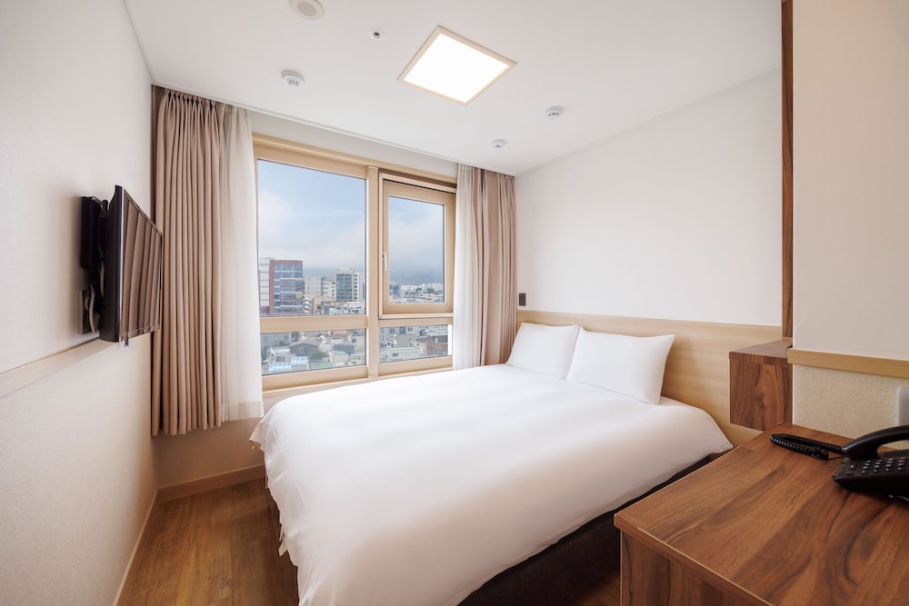 Hotel Kenny Seogwipo 32/66