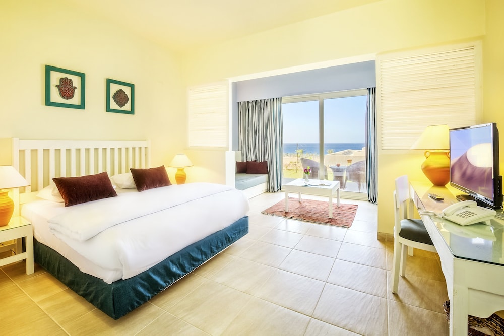 Caesar Bay Resort 8/50