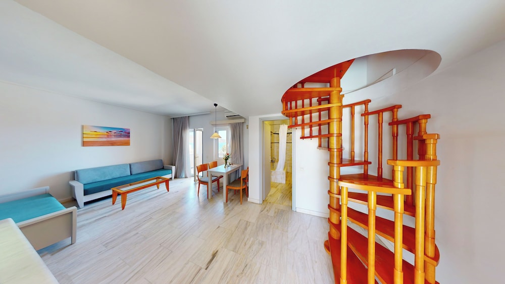 Chrispy Beach Resort 23/43