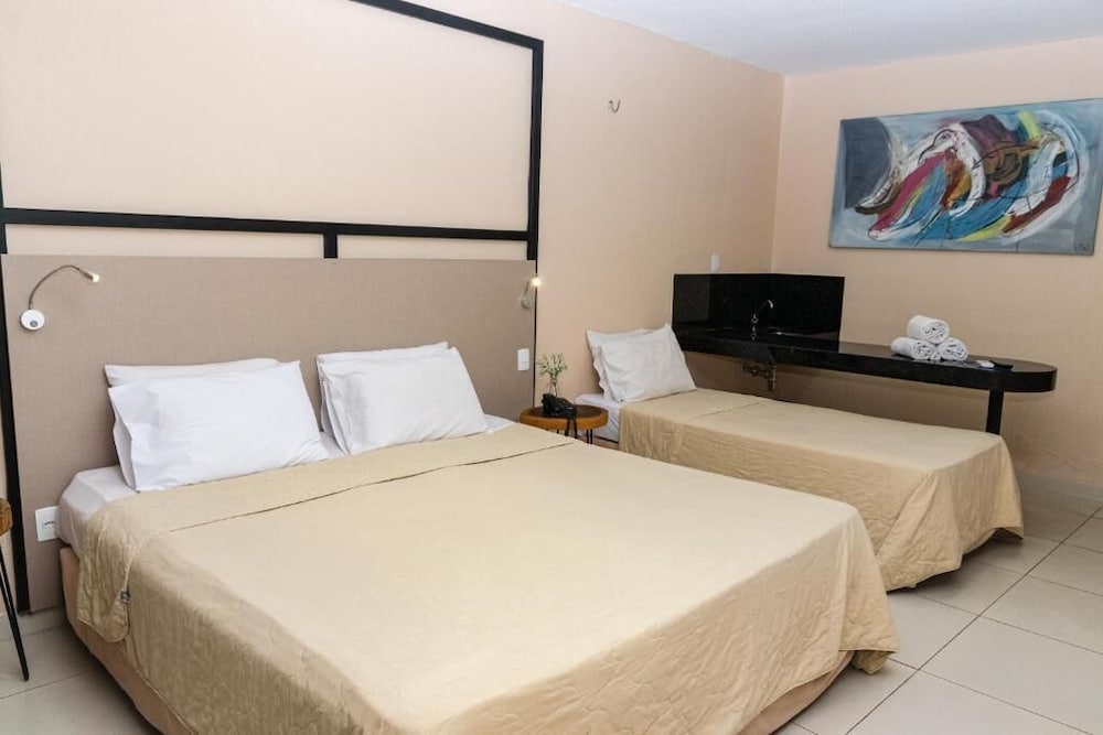 Formula Arrey Hotel 8/40