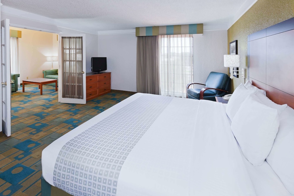 Travelodge by Wyndham Amarillo West Medical Center 11/30