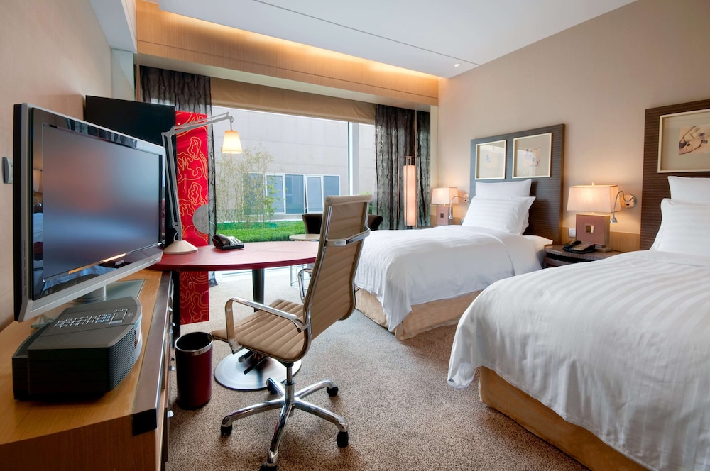 Hilton Beijing 70/85