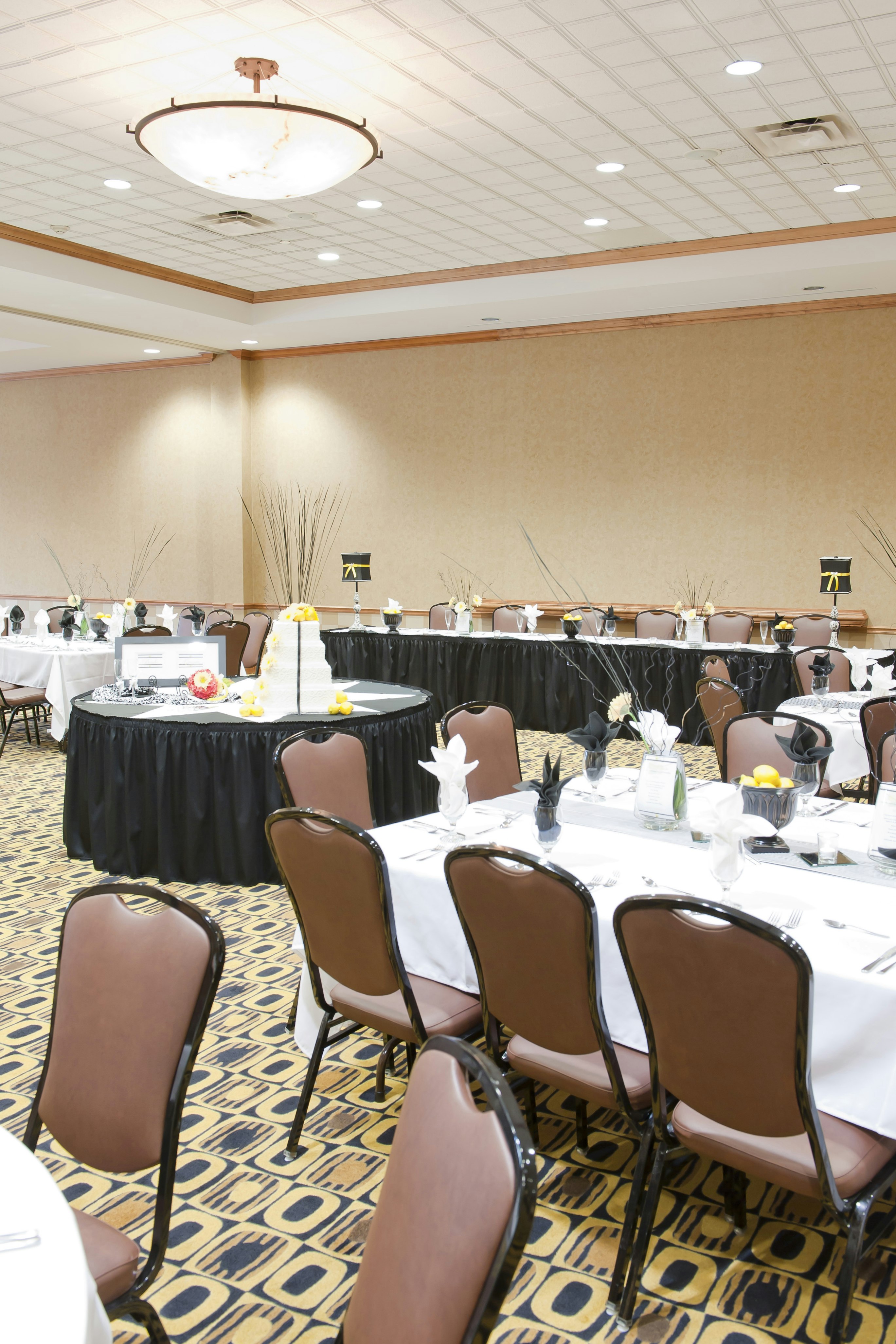 Hampton Inn & Suites Columbia at the University of Missouri 39/50